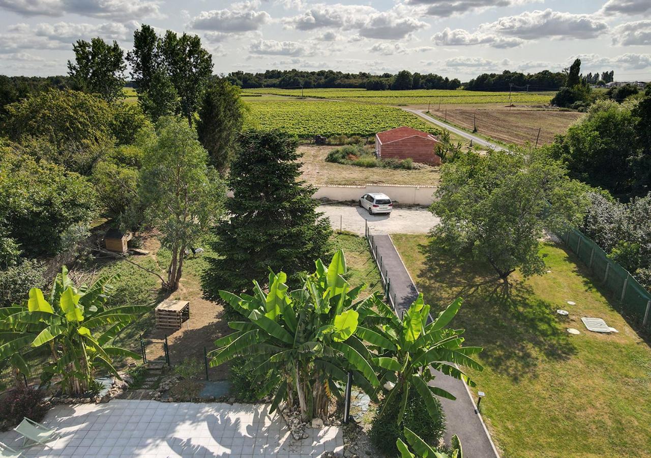 Jardin D'Arcy - Chambres D'Hotes Avec Piscine Et Spa Bois Exterior photo