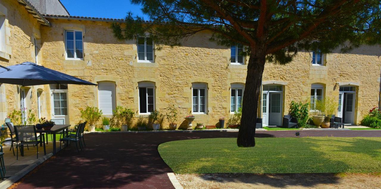 Jardin D'Arcy - Chambres D'Hotes Avec Piscine Et Spa Bois Exterior photo